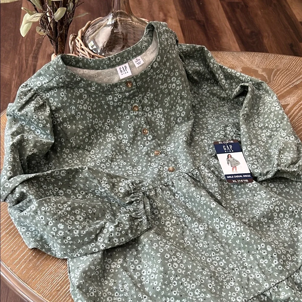 NWT! Gap Kids Girls XL Green & White Floral Long Sleeve Corduroy Dress
